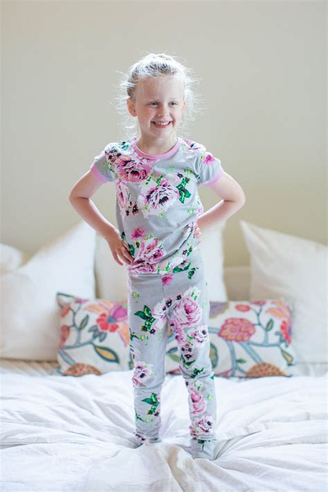 Olivia Mom Pajamas And Big Sister Pajamas And Matching Swaddle Blanket