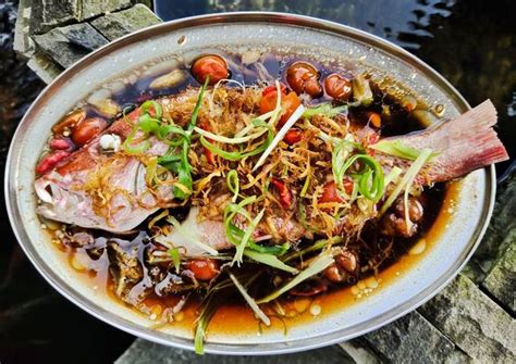 Resep Ikan Tim Hongkong oleh ᴅᴀᴘᴜʀ ᴛɪᴋᴀ ʟɪᴍ Cookpad
