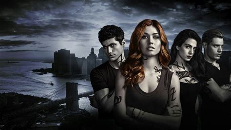 Alec Clary Isabelle Et Jace Shadowhunters Shadow Hunters