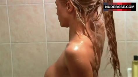 Amber Smith Real Nude In Shower Sin City Diaries 1 31 NudeBase