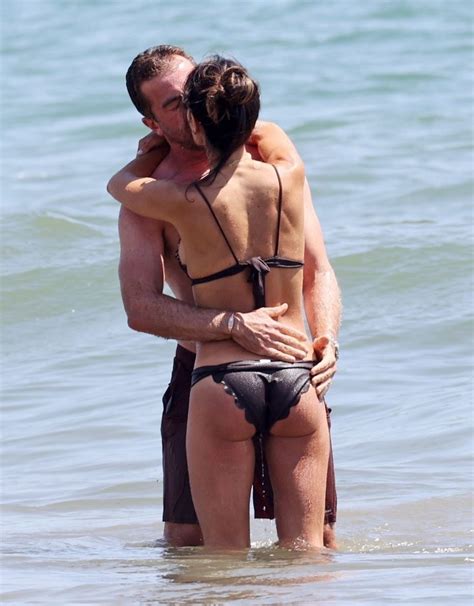 Jordana Brewster And Mason Morfit Enjoy A Romantic Beach Day Packed With