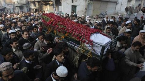Pakistan Mourns After Taliban Peshawar School Massacre Bbc News