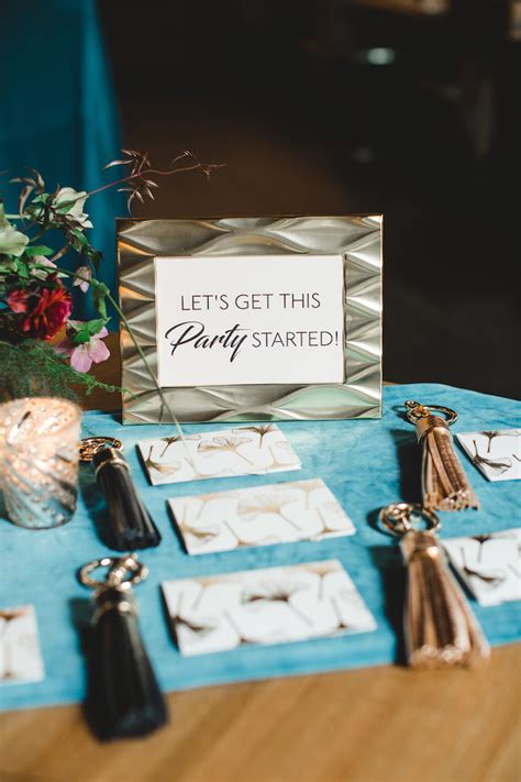 Think of it like a potluck but extended across three or four locations. 24 Of the Best Ideas for Progressive Dinner Party Ideas ...