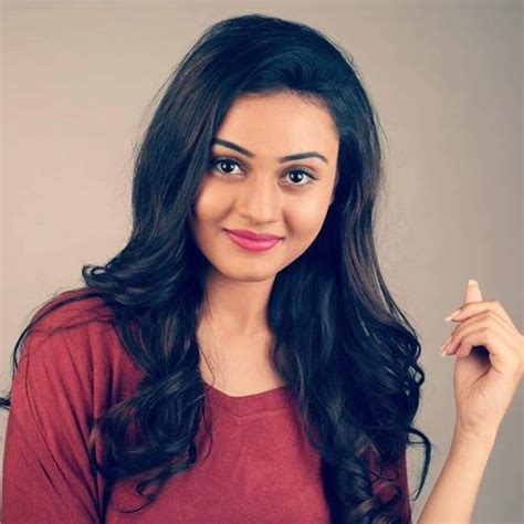 Always decked out in originator brands, jen wants to have gatherings and pulls out all the stops. Janki Bodiwala Height, Weight, Age, Biography, Wiki ...