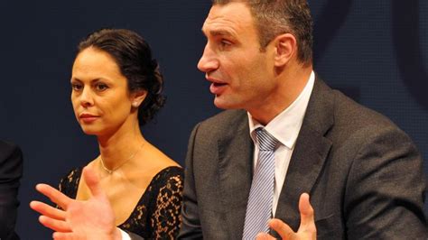 Boxen Vitali Klitschko Ehefrau Wünscht Sich Karriereende Augsburger