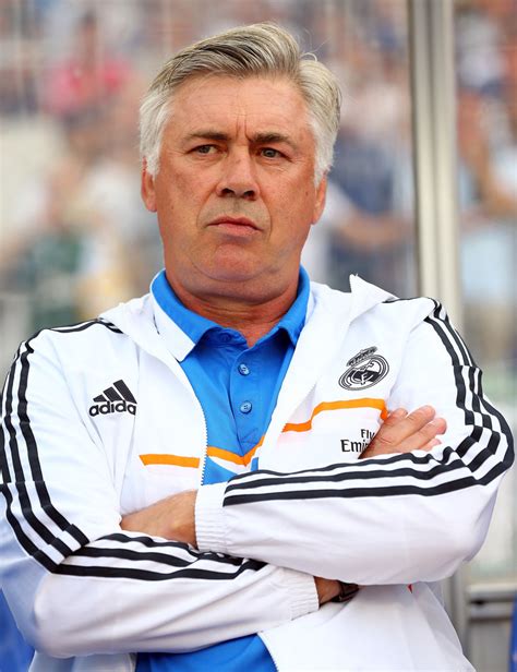 İspanyol kulübü, ancelotti ile 3 yıllık anlaşma sağladığını duyurdu. Carlo Ancelotti in Real Madrid v Paris Saint-Germain FC ...