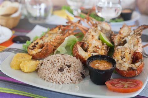 Langoustes grillées proposées au restaurant Chez Man Michel à Saint