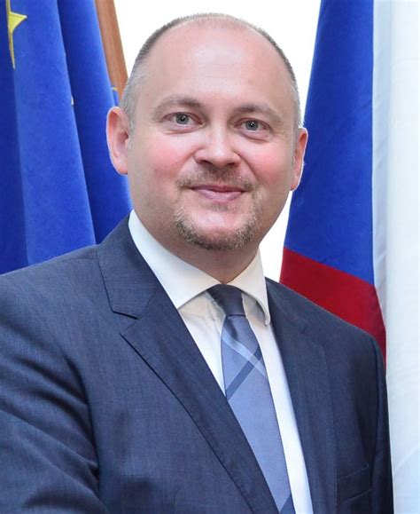 V květnu 2019 se stal čelenem týmu poradců ministra vnitra. Michal Hašek - Wikipedie