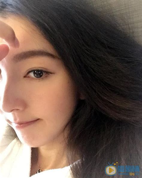 The latest tweets from 火星情报局 (@mia_brandnew). 火星情报局美女周怡是谁？周怡与钱枫汪涵什么关系？ - 影视资讯 | 爱剧情