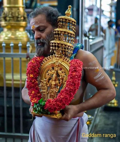 Narayaneeyam Day Utsava Moorthy Of Sri Guruvayoor Krishna Guruvayoor