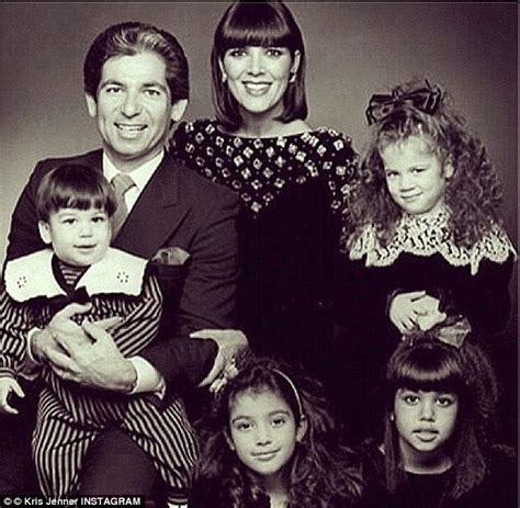 Amid persistent speculation surrounding khloe kardashian's real father, the reality star finally discovers the truth in the most recent episode of keeping up with the kardashians. Khloe Kardashian begged OJ Simpson to take a paternity ...
