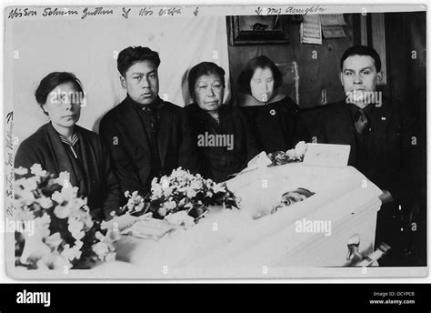 Mourners At Open Casket Of Josiah Guthrie Hi Res Stock Photography And