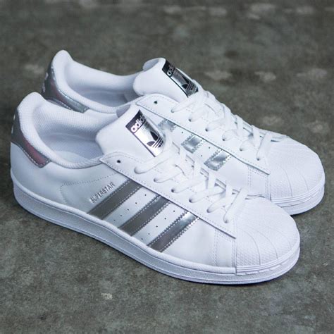 Shop adidas superstar hard toe shoes for men, women and kids. Adidas Women Superstar white silver metallic core black