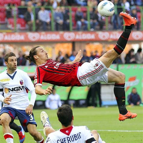 AC Milan’s Zlatan Ibrahimovic kicks overhead during the team’s Serie A