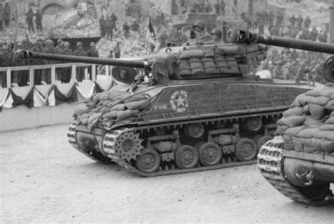 Pin By Billys On Sherman M4a3e8 In Europe American Tank Tank Fury
