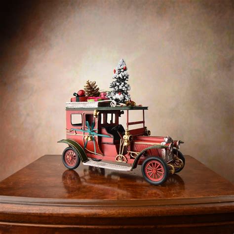 Classic Metal Antique Car With Christmas Tree & Presents Vintage