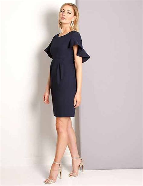 Best Shoe Colors That Go With A Navy Blue Dress Navy Dress Outfits