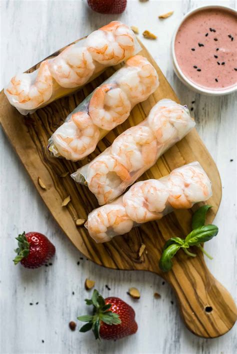 Many spring roll recipes add thin vermicelli rice noodles to the roll, but i often skip them in favor of more vegetables. Shrimp Spring Rolls with Strawberry Almond Sauce