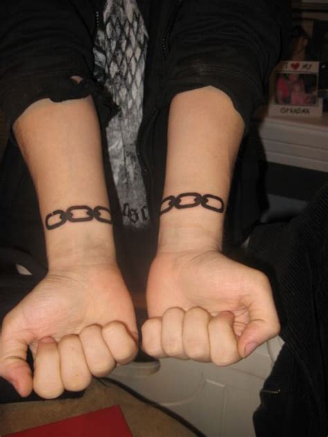 Bioshock Chain Tattoo - NodaLukaa