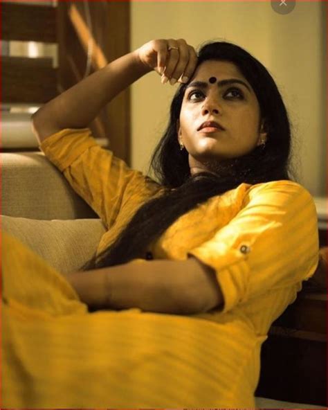 Swasika Indian Actress Hot Pics Indian Actresses Bra Tape Malayalam