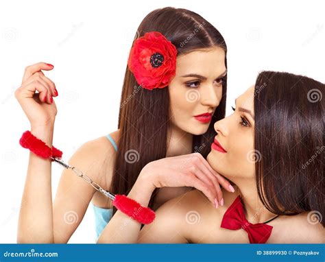 Sexy Lesbische Frauen Mit Den Handschellen Im Erotischen Spiel Stockfoto Bild Von Baumuster