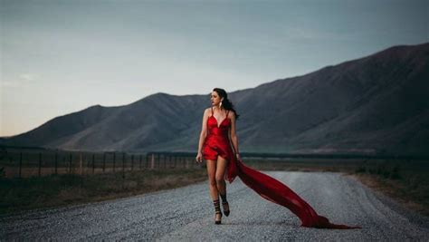 Kiwi Country Artist Kaylee Bell Getting Closer To A New Album Nz