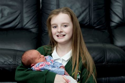Brave 11 Year Old Single Handedly Delivered Her Baby Sister Then Went