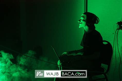 Sungguh cocok dibawa berpergian tanpa banyak memakan tempat di tas anda. Hayo yang Suka Bobol WiFi Tetangga? Fatwa Ulama Hal Itu ...