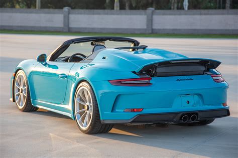 Edmunds also has porsche 911 pricing, mpg, specs, pictures, safety features, consumer reviews and more. 2019 Porsche 911 Speedster