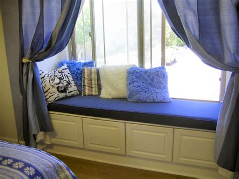 A bedroom is going to need at least one window to allow for lighting and ventilation. Comfortable Cushions For Window Seats - HomesFeed