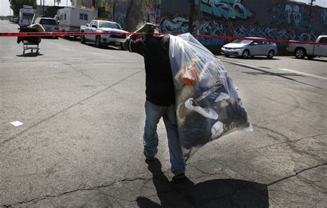Homeless Cleanups In La Have Surged Costing Millions What Has Been Gained Los Angeles Times