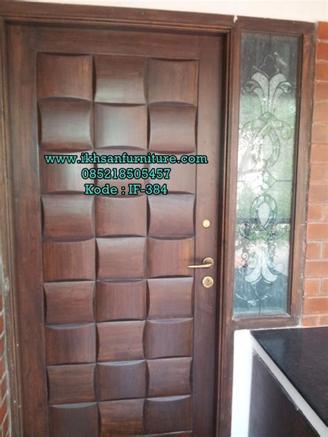 Ada beberapa model pintu minimalis yang sedang menjadi trend saat ini seperti pintu minimalis dengan warna dominan putih, pintu minimalis kupu tarung dan pintu minimalis berbahan aluminium. Model Pintu Rumah Terbaru, Daun Pintu Rumah Model Ketupat ...