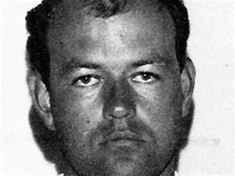 1961, newbold verdon, i̇ngiltere), dna parmakizleme deliliyle cinayetten hüküm giyen ve toplu dna taraması ile yakalanan ilk katil olmuştur. The First Killer Caught Using DNA Evidence
