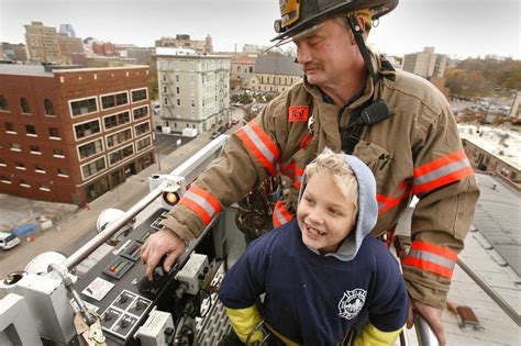 Photos 9 Year Old Battling Brain Cancer Gets Hero S Treatment With