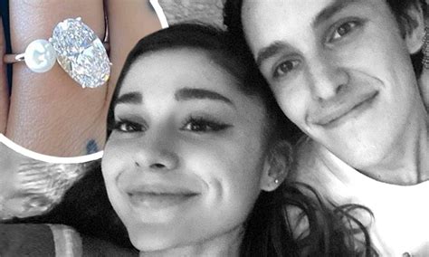 Ariana Grande Announced Shes Engaged To Dalton Gomez As She Shows Off