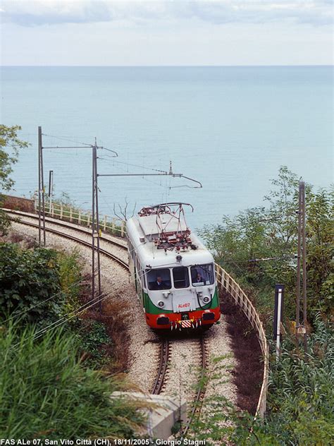 Located in ortona, 2.9 km from riccio beach, b&b il mare in una stanza provides accommodation esperienza eccezionale in un posto incantevole in riva al mare. Ortona-Casalbordino: l'Adriatica in riva al mare 45 ...