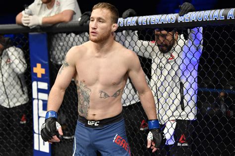 Synonyms for in a better position (other words and phrases for in a better position). Dana White believes Justin Gaethje 'couldn't be in a ...