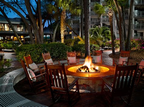 Frequently asked questions about pet friendly hotels. Hilton Head Island | The Omni Hilton Head Oceanfront ...