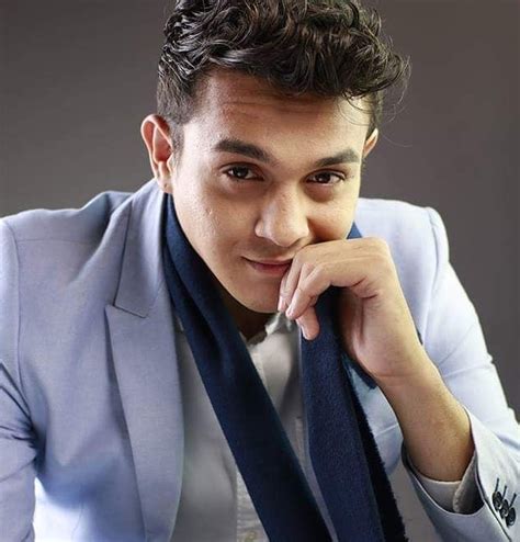 Saksikan drama 30 pesanan suara di slot akasia setiap hari isnin hingga ahad , jam 7 malam barisan pelakon : Biodata Erwin Dawson, Pelakon Drama 30 Pesanan Suara ...