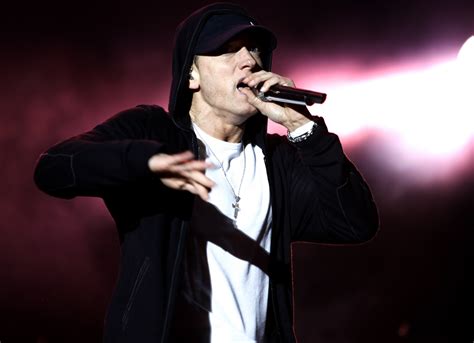 Eminem Breaks Yet Another Guinness World Record With Rap God