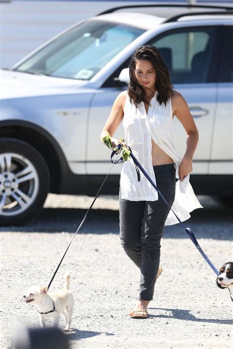 Olivia Munn With Her Dogs In Vancouver 18 Gotceleb