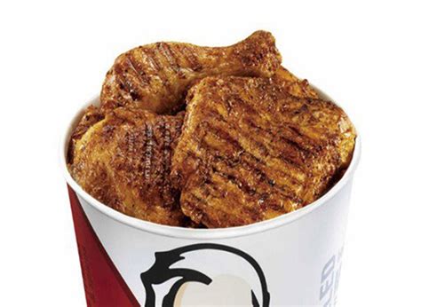 Kfc's grilled chicken is delicious and healthy. 8 Fast-Food Meals Under 500 Calories | Eat This Not That