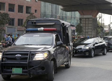 اسلام آباد ہائی کورٹ کے جج کی گاڑی استعمال کرنے پر گھریلو ملازم جبری ریٹائر Urdu News اردو نیوز