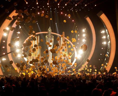 The Brit Awards 2014 Closes With A Bang And A Flurry Of Balloons