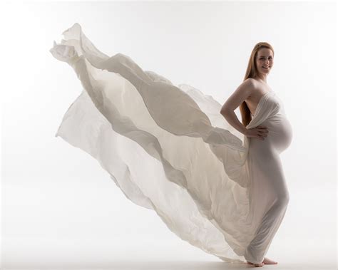 queen of pregnancy model a beautiful mother to be 7 and… flickr