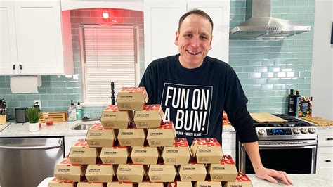 New york (ap) — chowdown champ joey jaws chestnut broke his own record to gulp to a 14th win in the men's nathan's famous hot dog eating contest on sunday, while michelle lesco took lesco, of tucson, arizona, downed 30 ¾ dogs in 10 minutes and called her win an amazing feeling. News - Joey Chestnut Eats