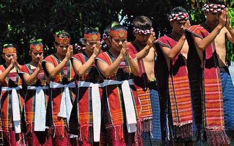 Keunikan Tari Tortor Tarian Khas Suku Batak Toba