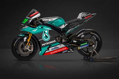 Así Es La Yamaha Yzr M1 Del Petronas Yamaha Srt El Negro Y El Azul