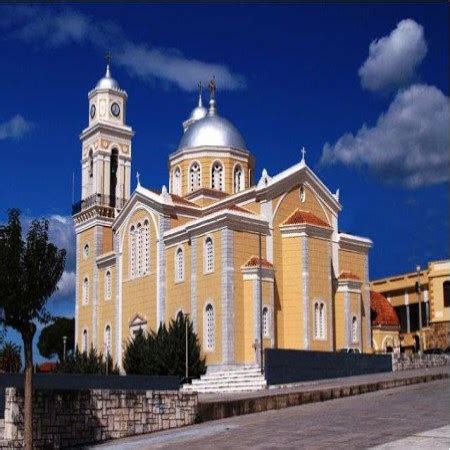 Θα δούμε τον καθεδρικό ναό, τη μεγάλη πλατεία στο dolac όπου λειτουργεί η κεντρική αγορά και θα ανηφορίσουμε στην άνω πόλη. ΚΑΛΑΜΑΤΑ - ΠΡΟΣΚΥΝΗΜΑ ΥΠΑΠΑΝΤΗΣ | Omonia Tours