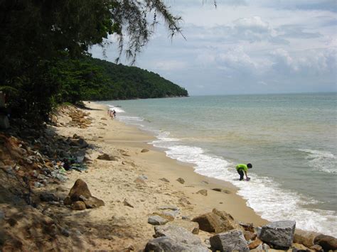 Kuala lumpur and the petronas towers, the state of penang, the beaches of langkawi, and the stunning nature of borneo. The 10 Best Beaches In Malaysia To Visit In 2018